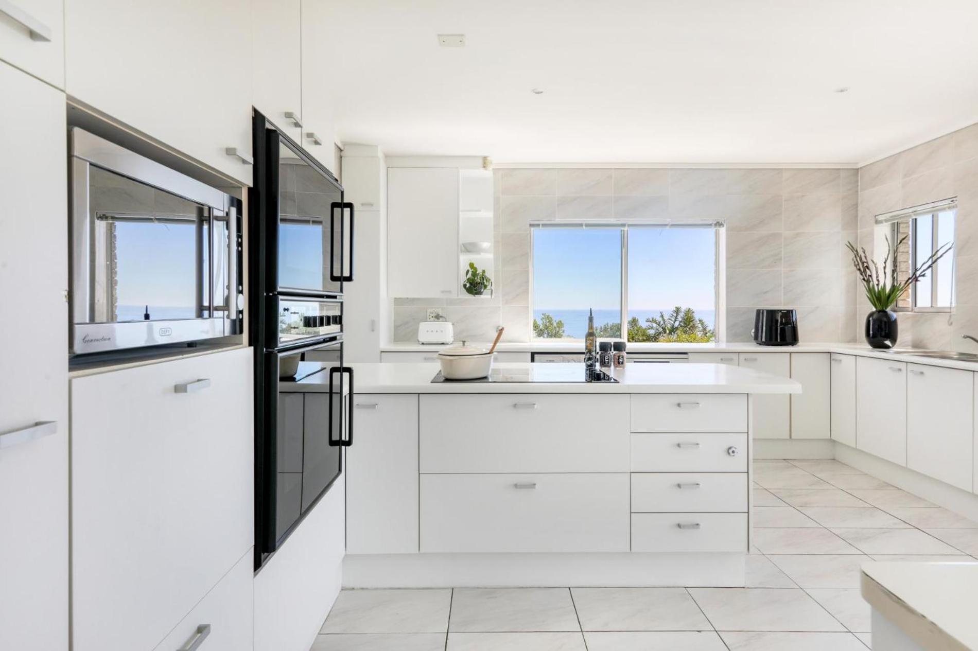 Callisto - Camps Bay Cape Town