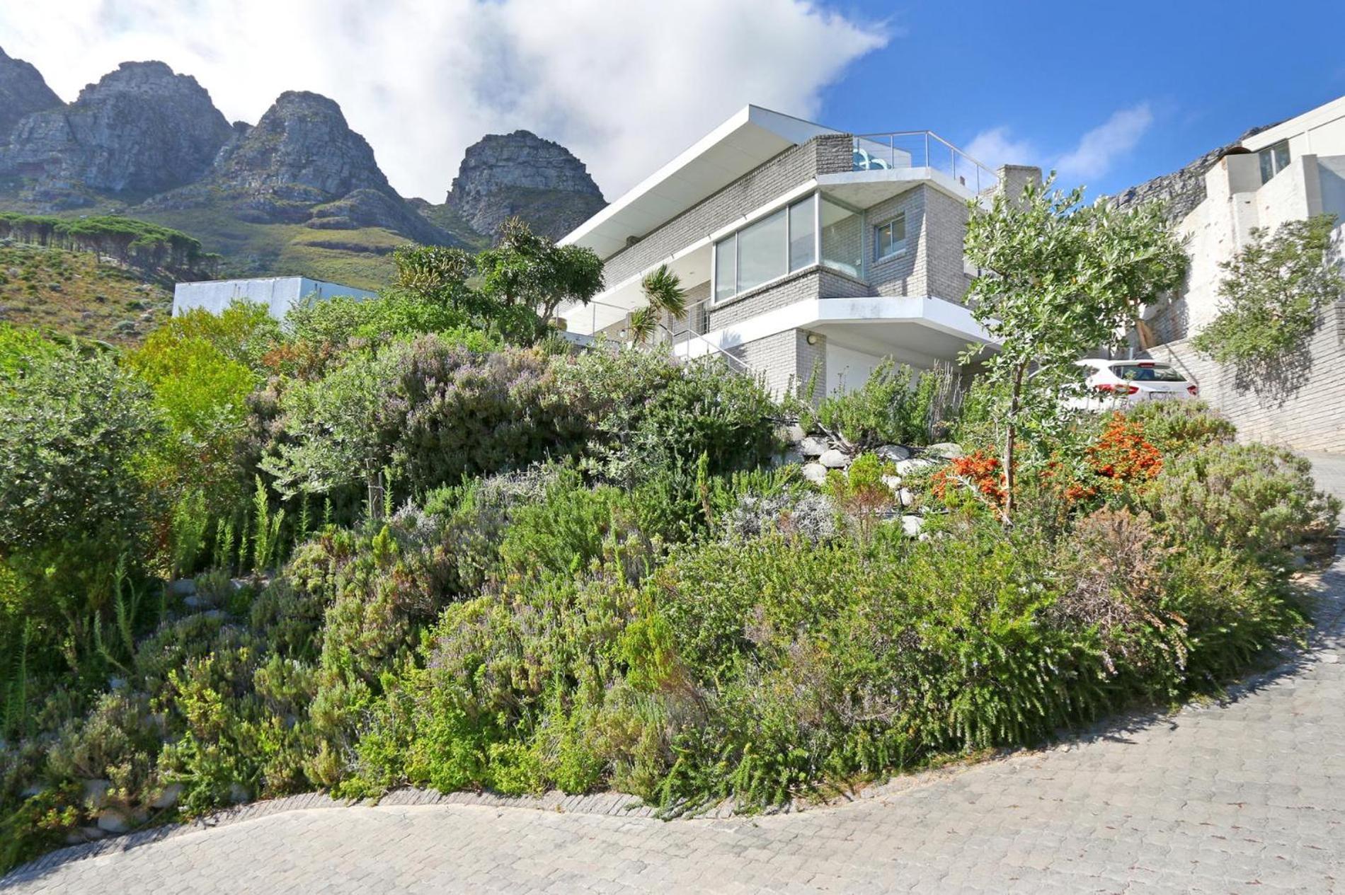 Callisto - Camps Bay * Cape Town